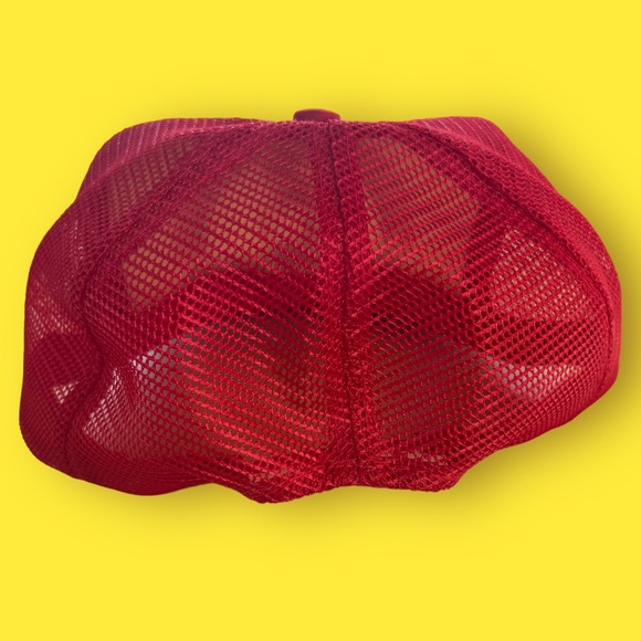 Vintage 1980s South Of The Border Pedro Rainbow Cartoon SnapBack Trucker Hat. - Picture 4 of 6